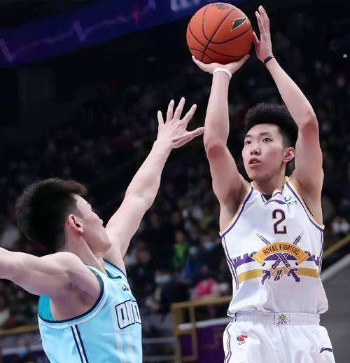 包含北京男篮坚守，辽宁止步争冠梦碎的词条