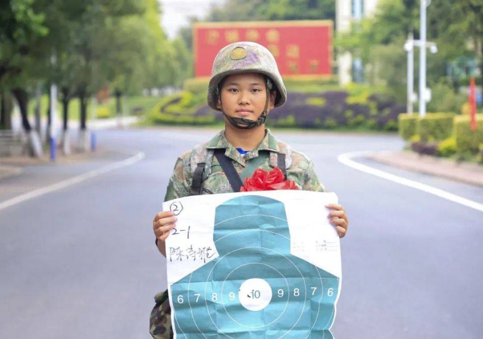 射击比赛险胜反败为胜，子弹击中靶心的简单介绍