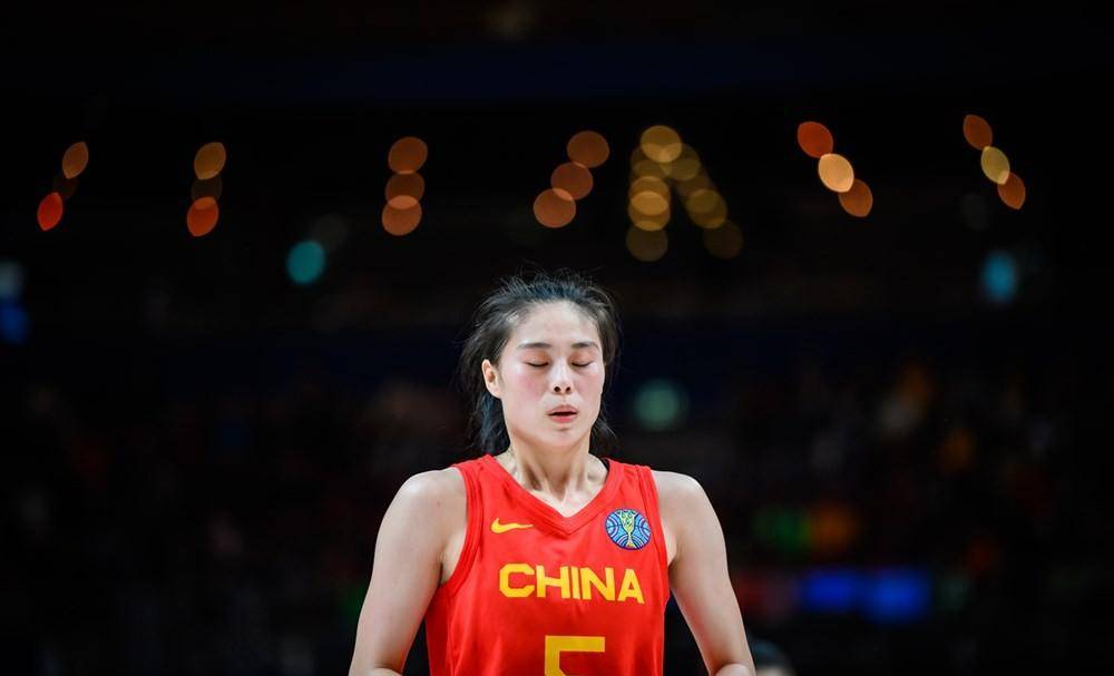 爱奇艺体育-关于后卫发威！杨氏姐妹合砍20+12王思雨屡秀妙传抢眼的信息