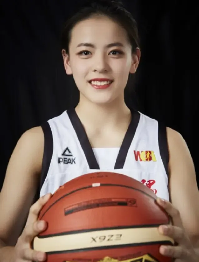 关于后卫发威！杨氏姐妹合砍20+12王思雨屡秀妙传抢眼的信息