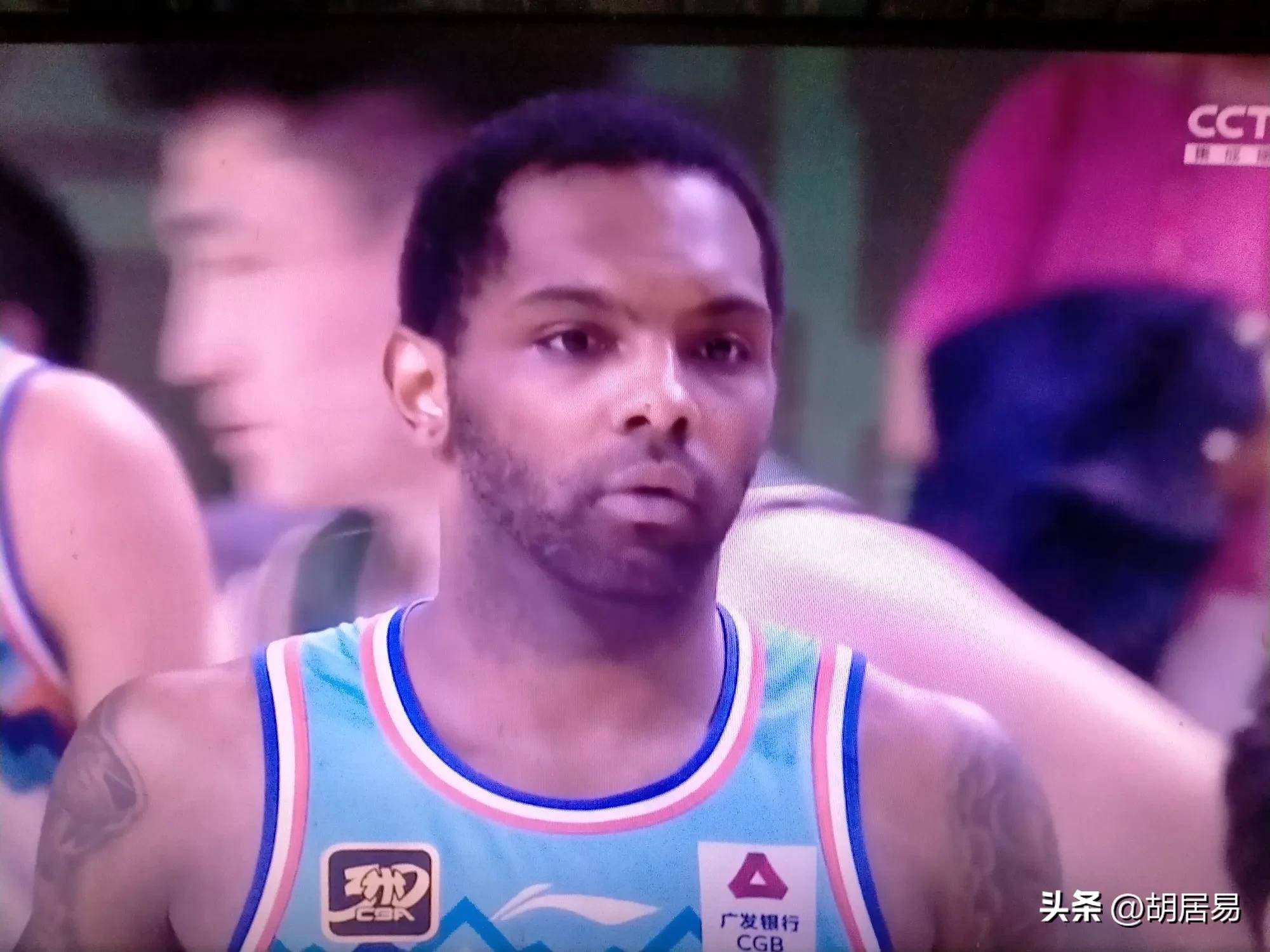 曝前NBA锋线塔克将加盟广厦与威尔哲当过队友的简单介绍